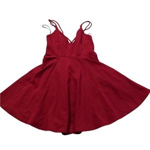 Windsor’s Burgundy prom dress size small. Soft and stretchy.